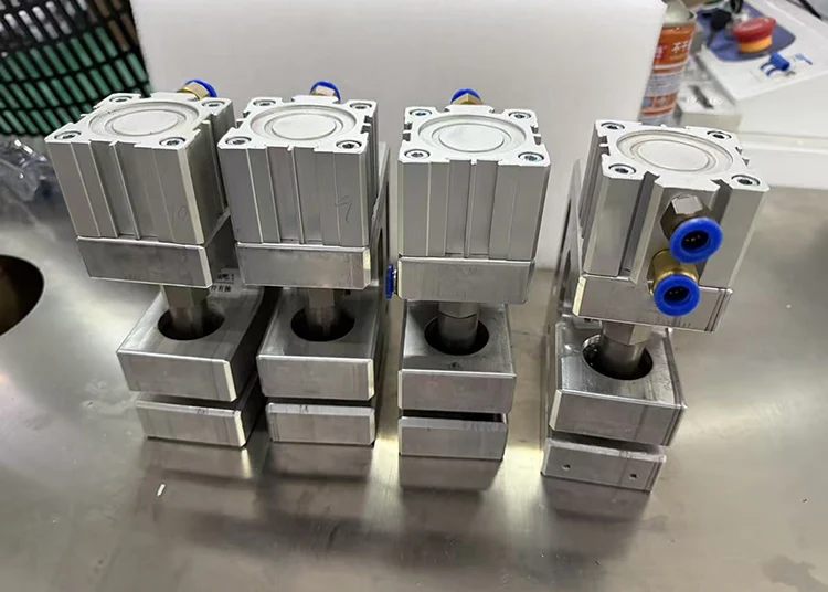 Pneumatic Blanking Die